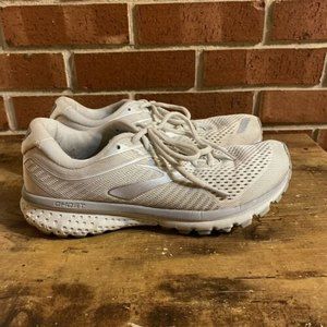 Brooks Ghost 12 Women’s Size 9 White Silver Athletic Running Shoes 1203051B140
